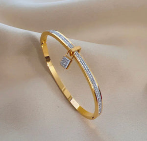 Crystal Deluxe Padlock Bangle