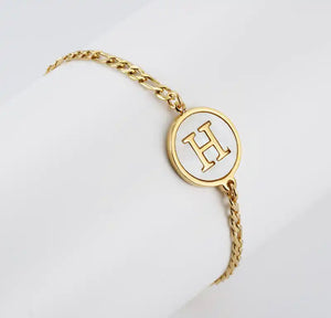 18K Gold Plated Round Initial Chain Link Bracelet