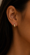 18K Gold Plated Dainty Teardrop Earrings