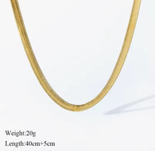 AMELIA Snake Chain Necklace